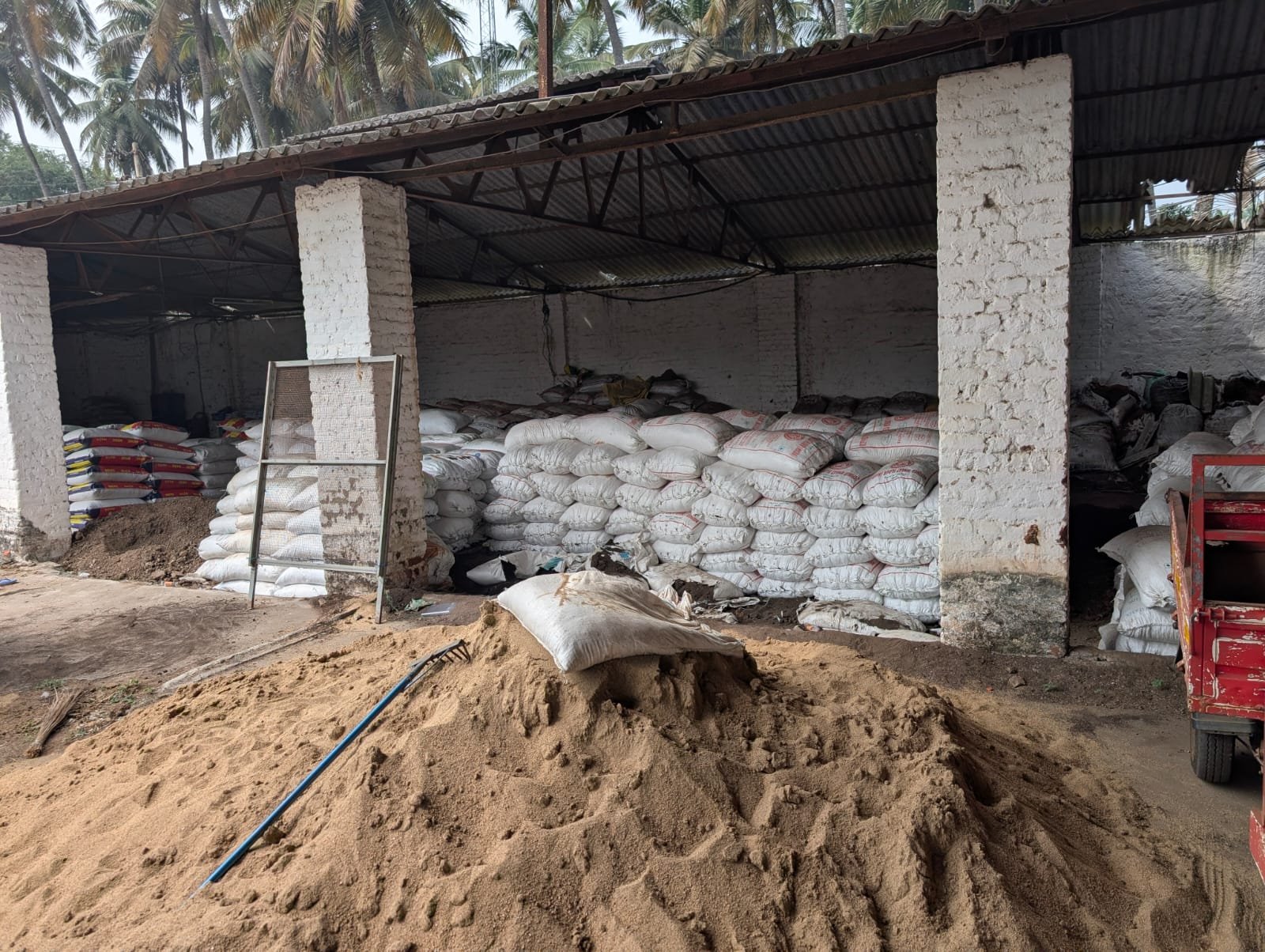 Dry cow dung powder bags